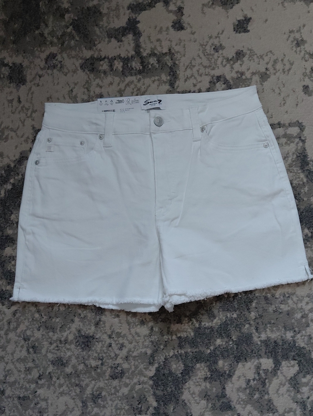White High-Rise Frayed Hem Women's Shorts